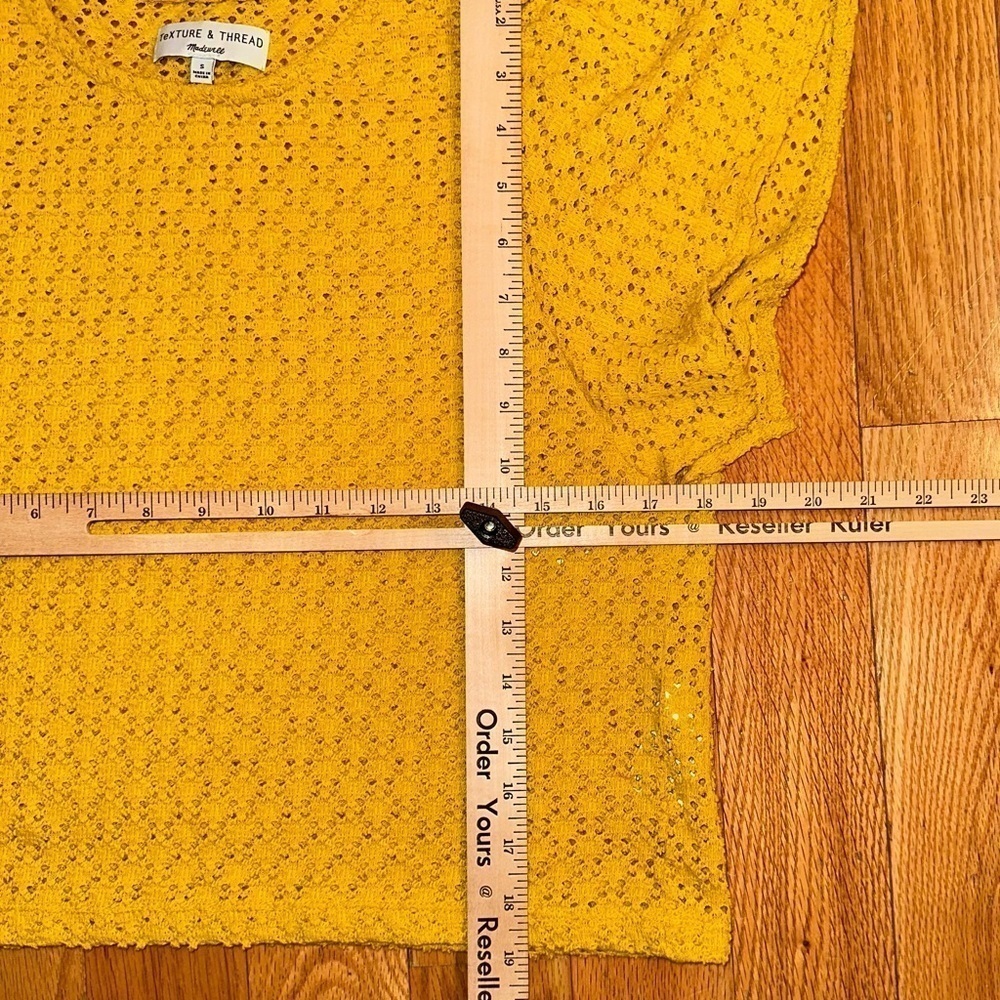 Madewell Texture & Thread Eyelet Flutter Sleeve T… - image 4